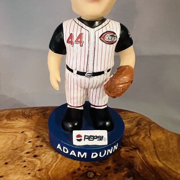 2002 Cincinnati Reds Adam Dunn 44 Bobblehead SGA Pepsi Collectors Edition MLB - Picture 4 of 7